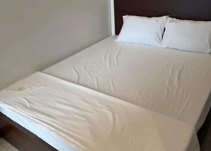 Bay Garden Chi House Apartment Ha Long